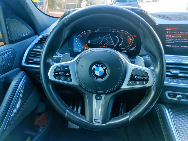 BMW X6 - 25
