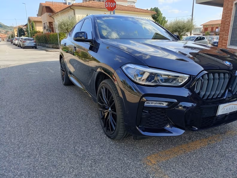 BMW X6 - 15