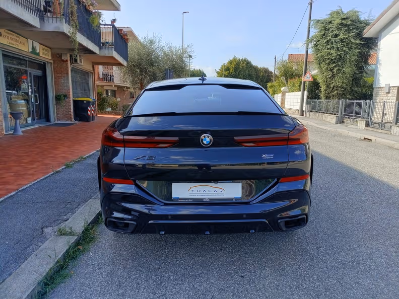 BMW X6 - 8