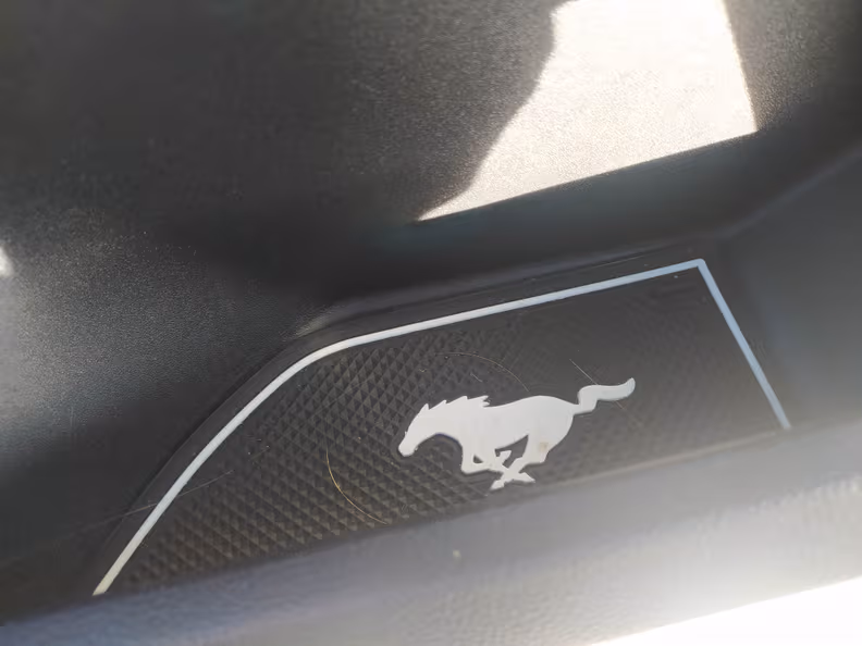 Ford Mustang - 44
