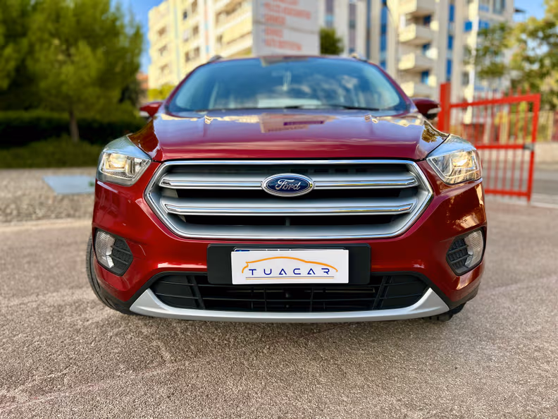 Ford Kuga - 4