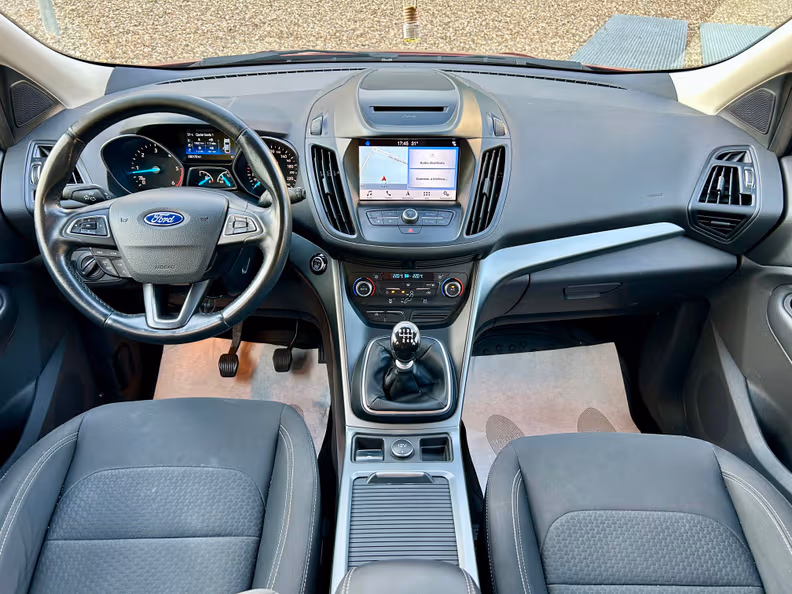 Ford Kuga - 14