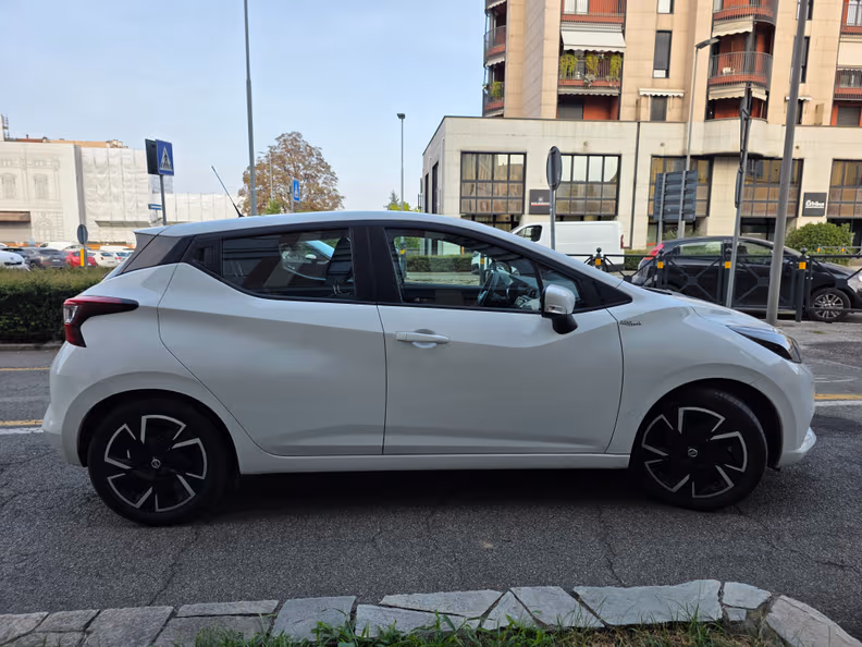 Nissan Micra - 32