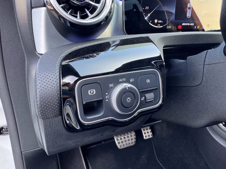 Mercedes-Benz A-Class - 18