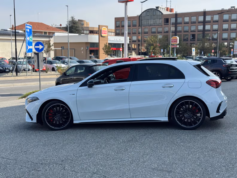 Mercedes-Benz A-Class - 32
