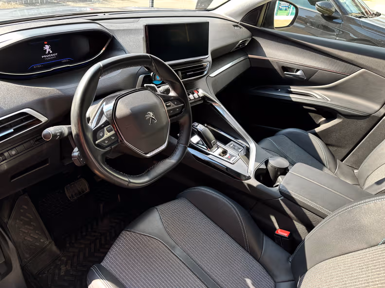 Peugeot 3008 - 13