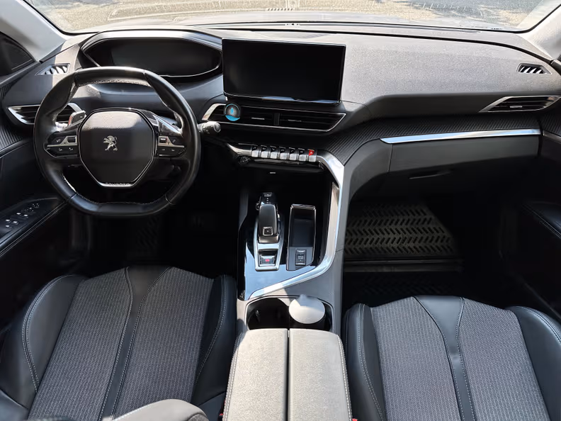 Peugeot 3008 - 8