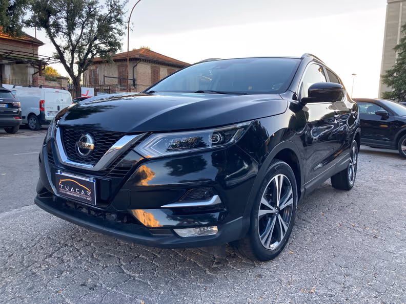 Nissan Qashqai - 2