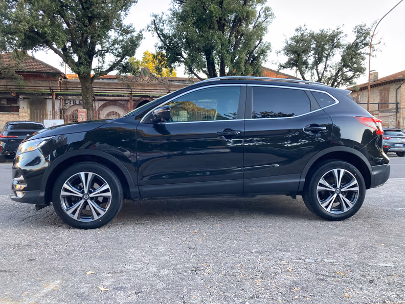 Nissan Qashqai - 10