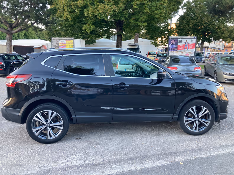 Nissan Qashqai - 22