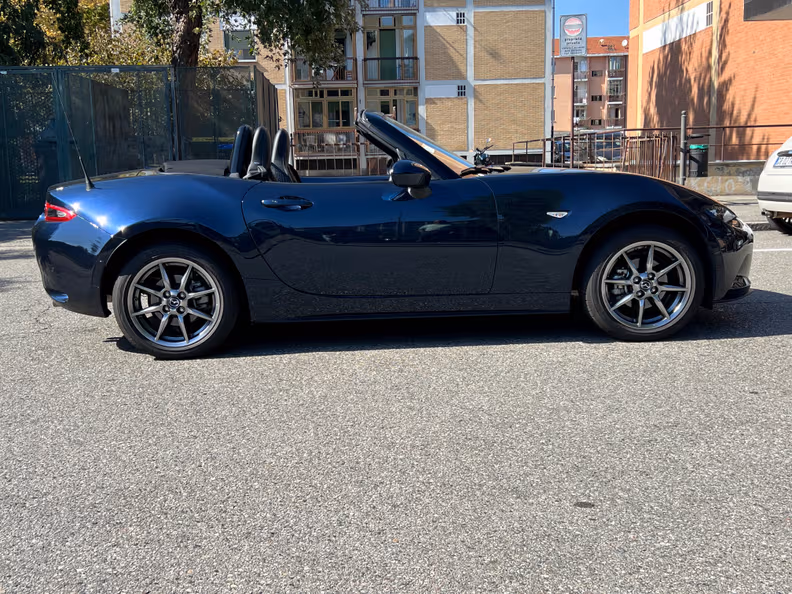 Mazda MX-5 - 4