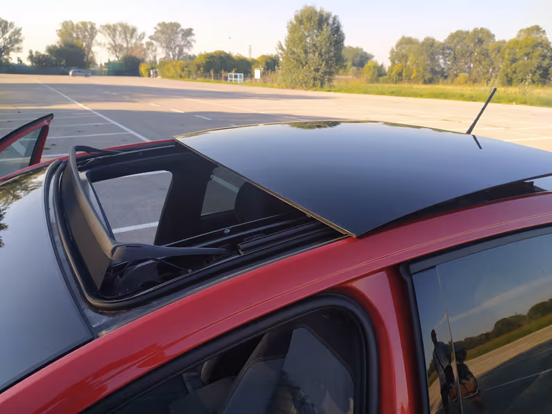 Volkswagen Taigo - 77