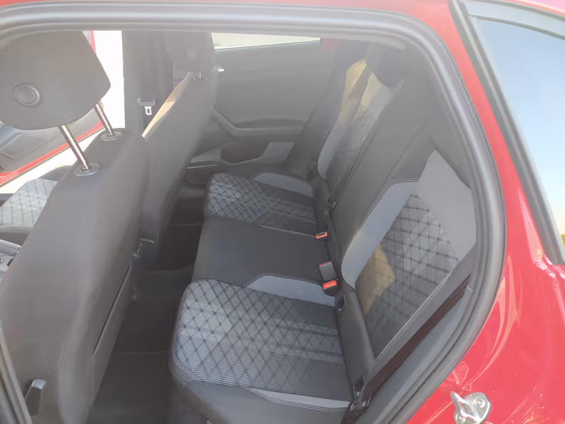 Volkswagen Taigo - 53