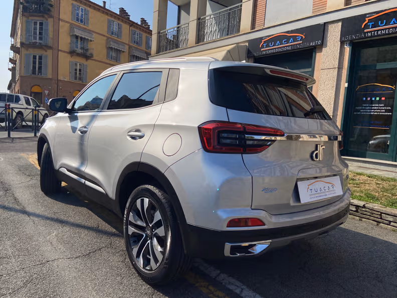 Dr automobiles DR5 - 5