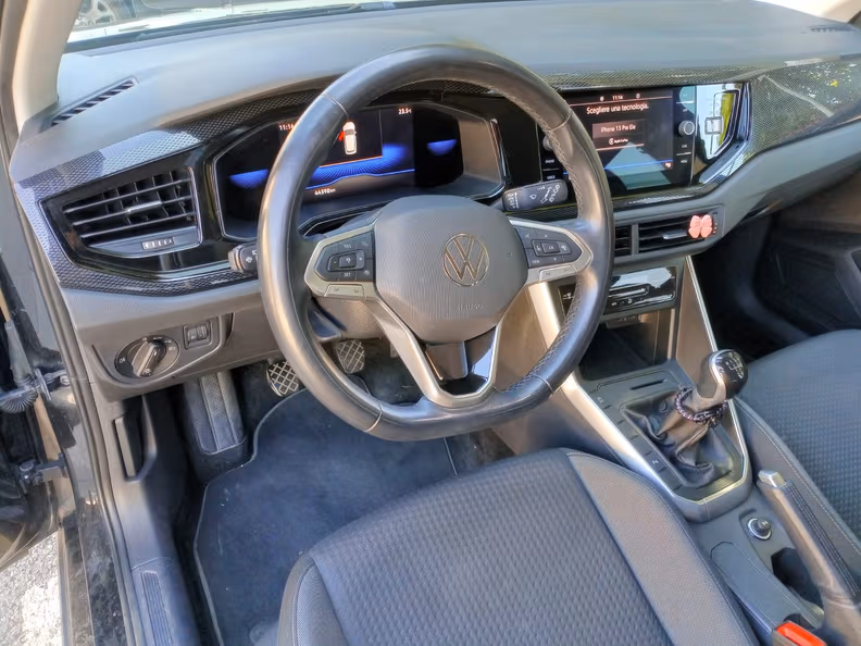 Volkswagen Taigo - 22