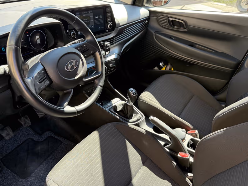 Hyundai i20 - 10