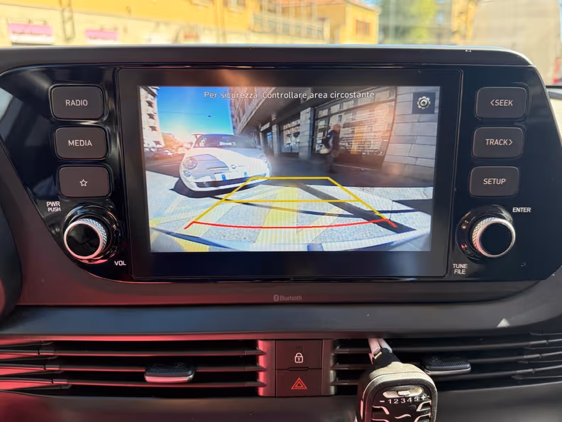 Hyundai i20 - 19