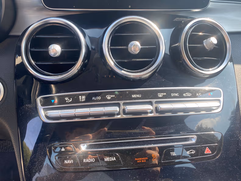 Mercedes-Benz C-Class - 27