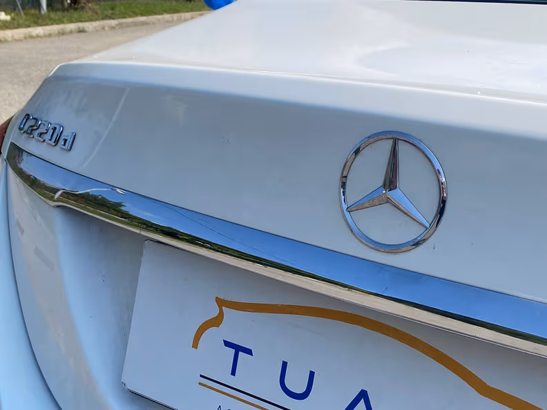 Mercedes-Benz C-Class - 37