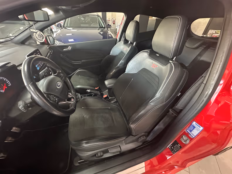 Ford Fiesta - 13