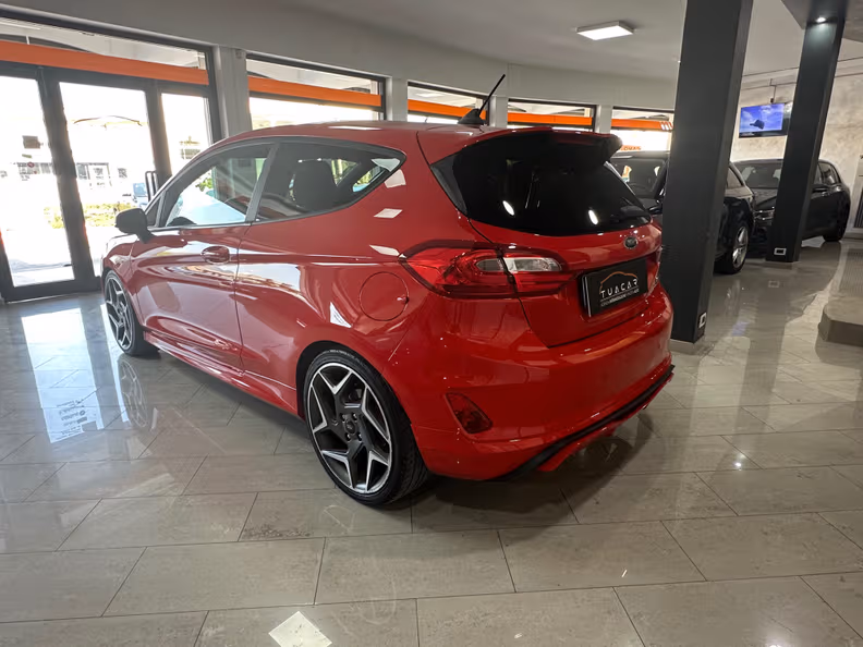 Ford Fiesta - 3