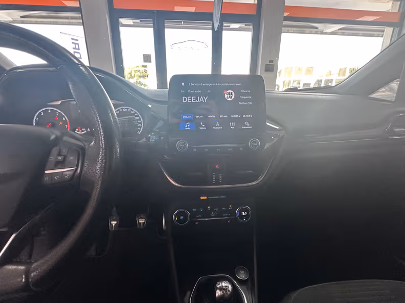 Ford Fiesta - 15