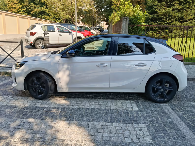 Opel Corsa - 8