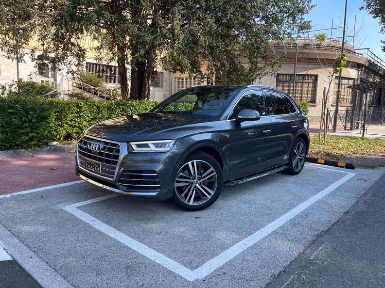 Audi Q5 - 1