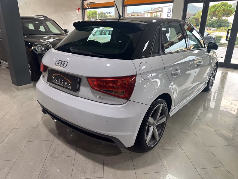 Audi A1 - 6