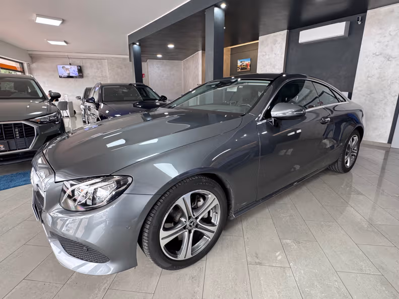 Mercedes-Benz E-Class - 1