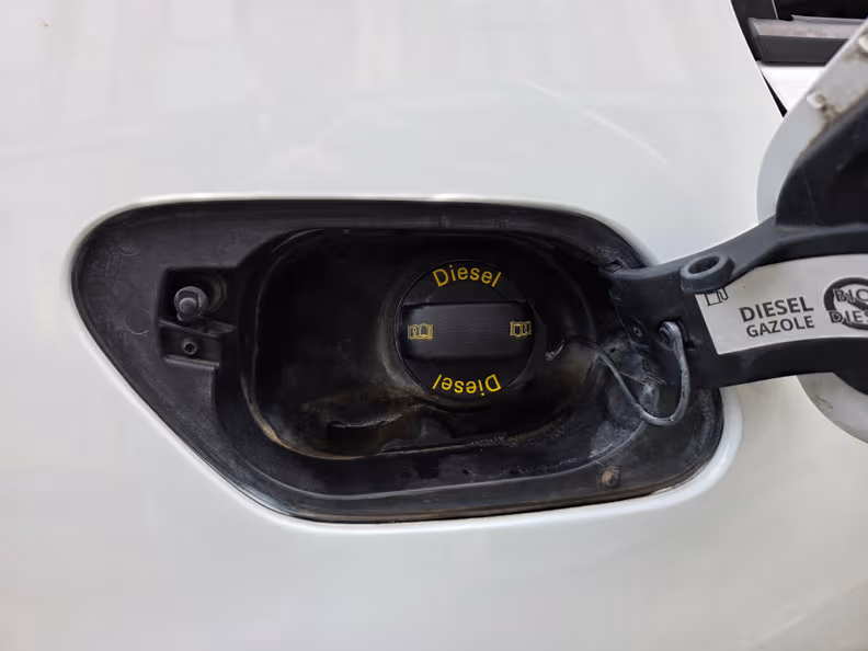 Volkswagen Golf - 23