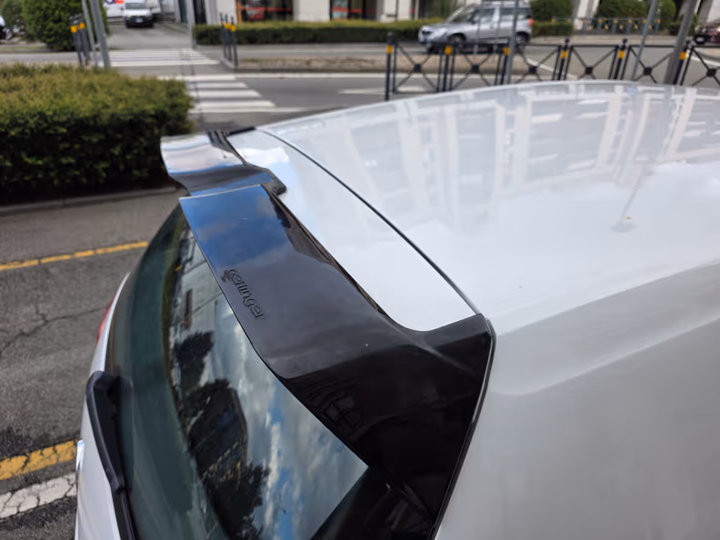 Volkswagen Golf - 24