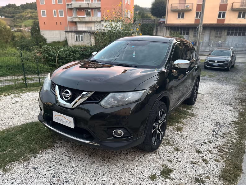 Nissan X-Trail - 1