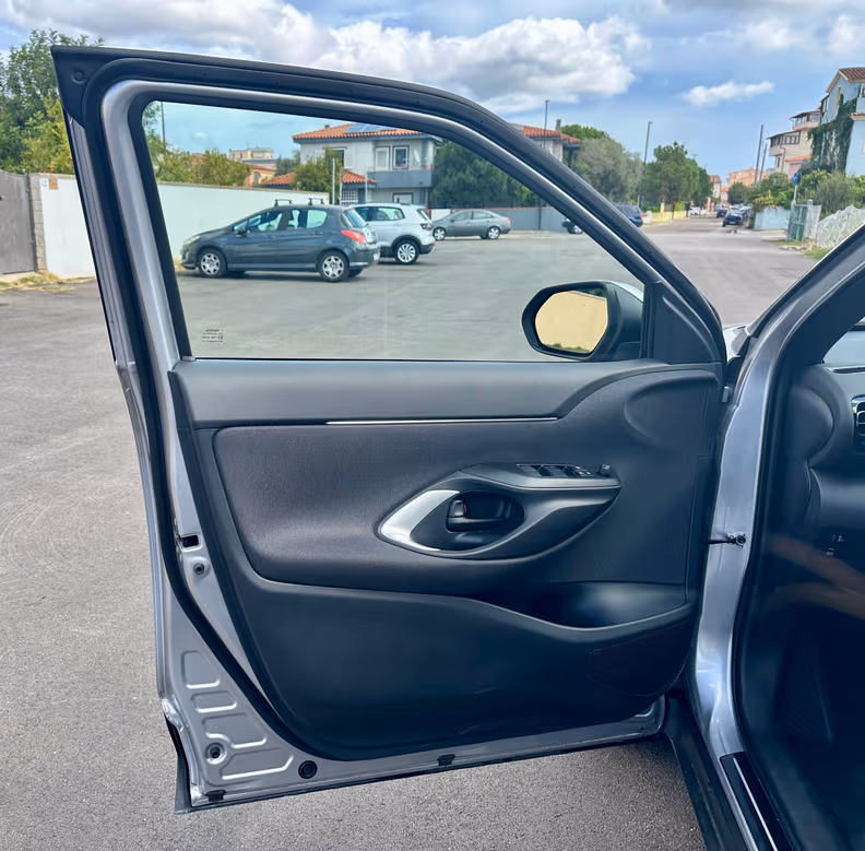 Toyota Yaris Cross - 12
