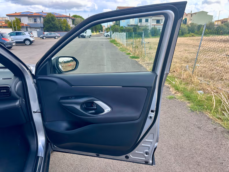 Toyota Yaris Cross - 32