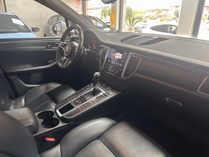Porsche Macan - 7