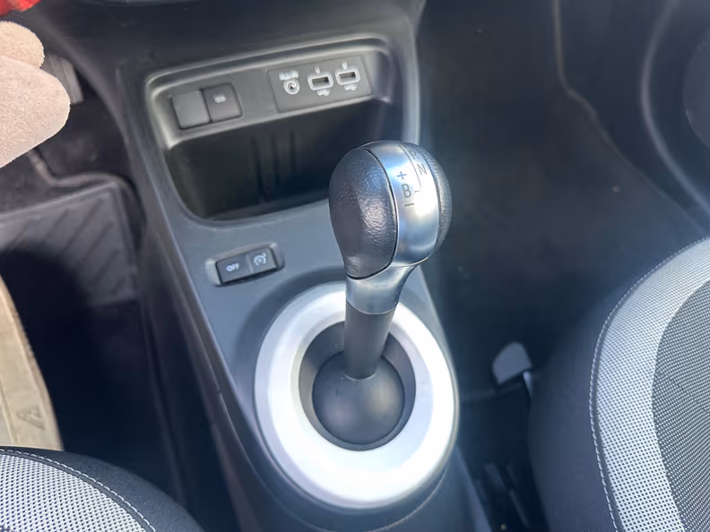 Renault Twingo - 16