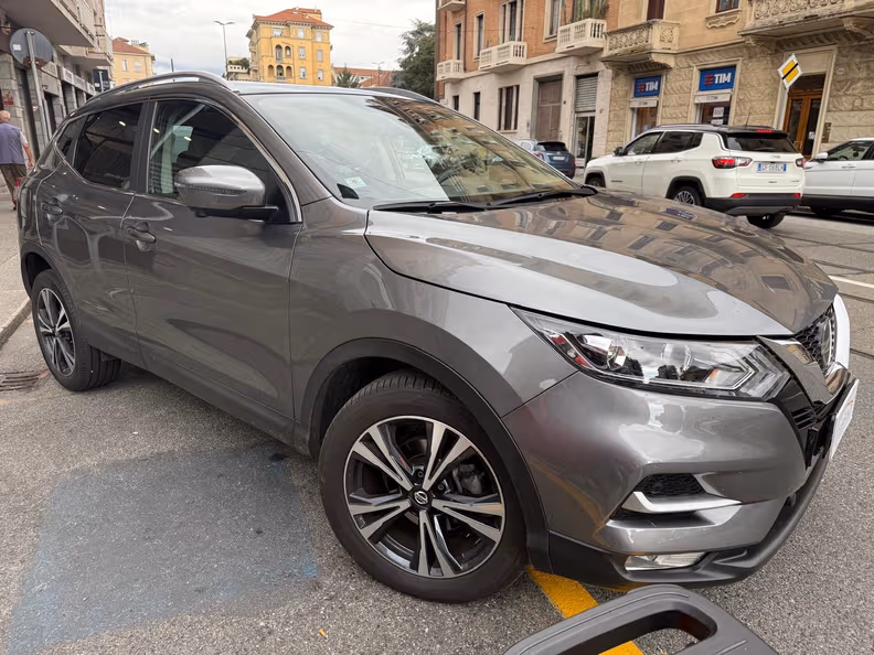 Nissan Qashqai - 12