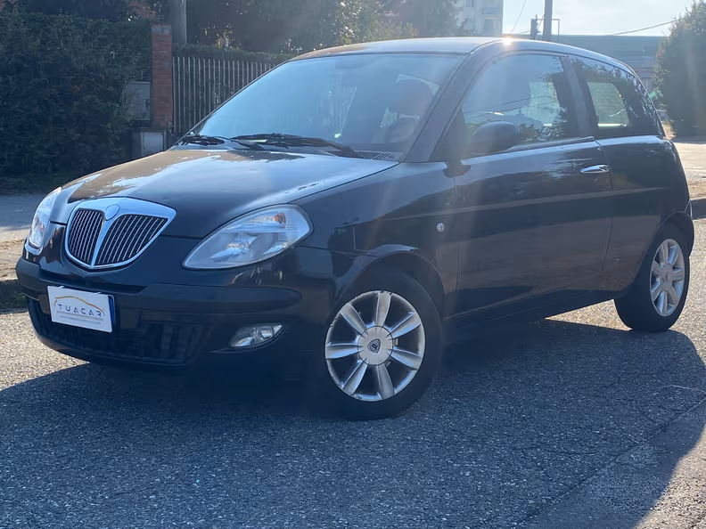 Lancia Ypsilon - 1