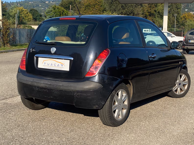 Lancia Ypsilon - 6
