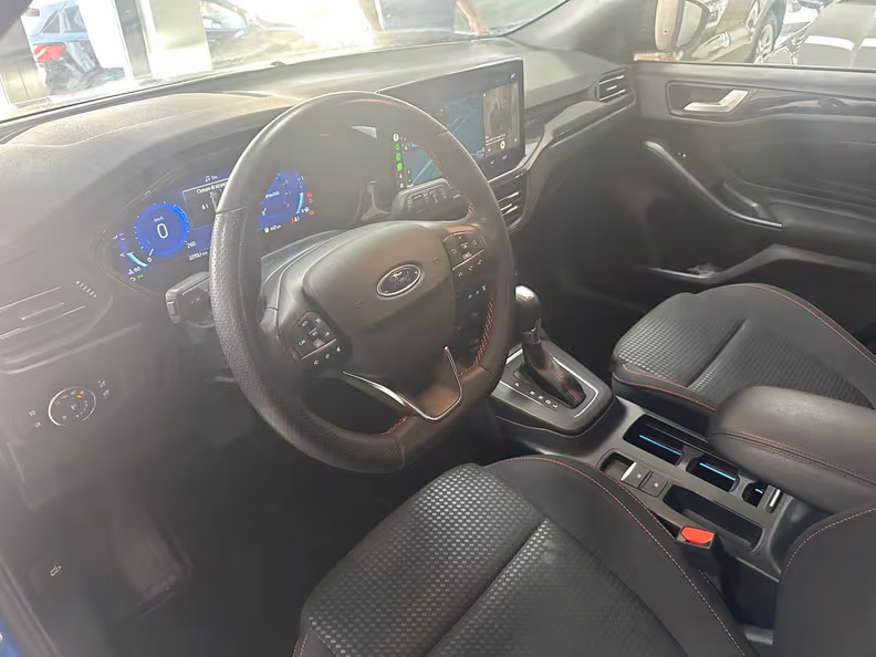 Ford Focus - 10