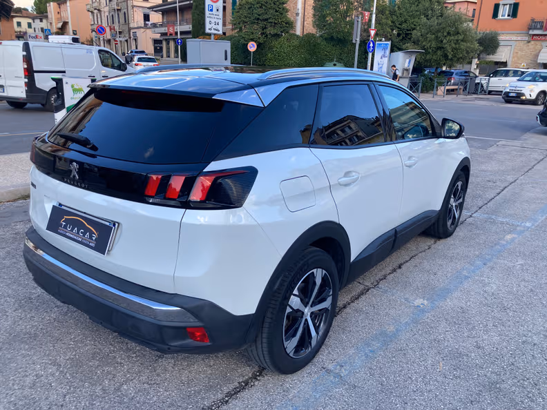 Peugeot 3008 - 5