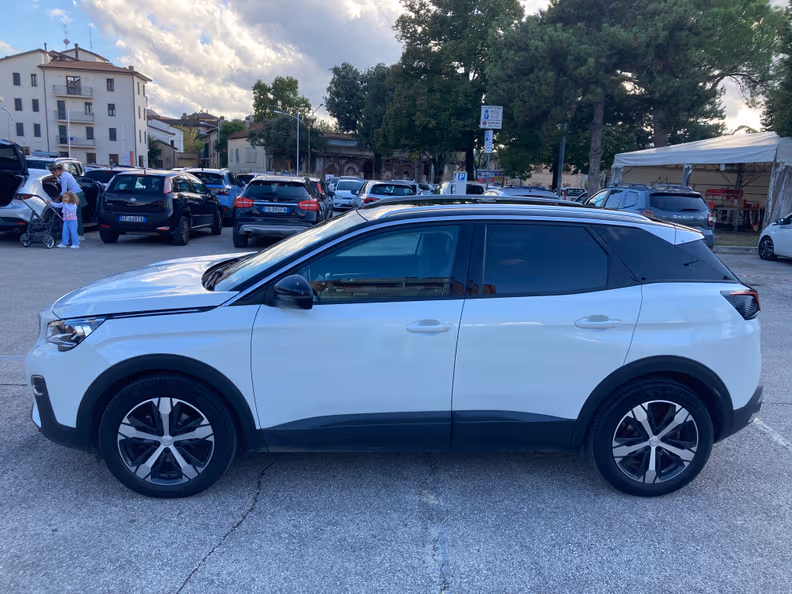 Peugeot 3008 - 3