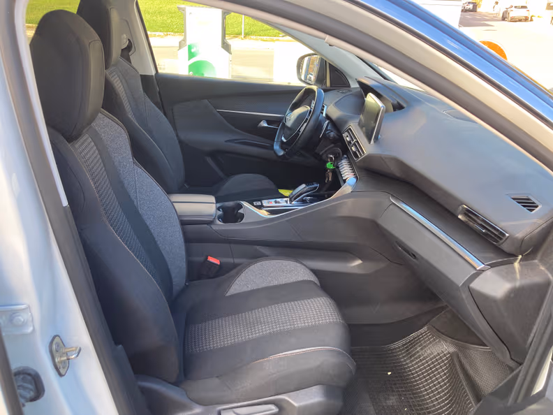 Peugeot 3008 - 51