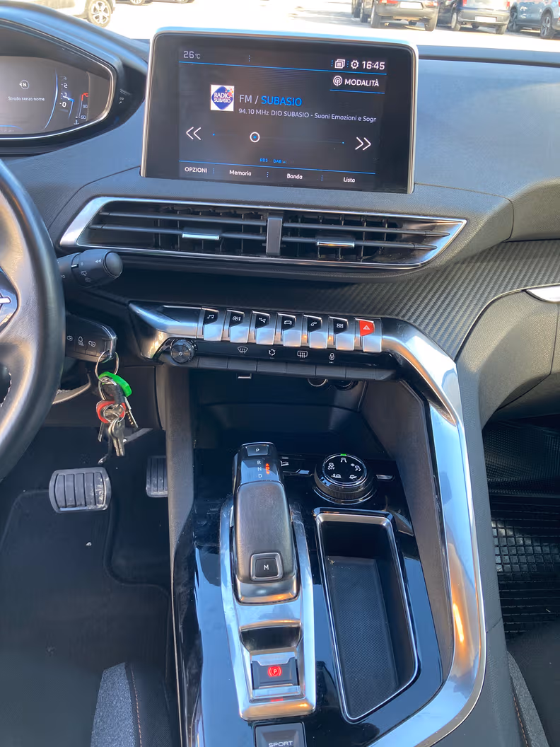 Peugeot 3008 - 40