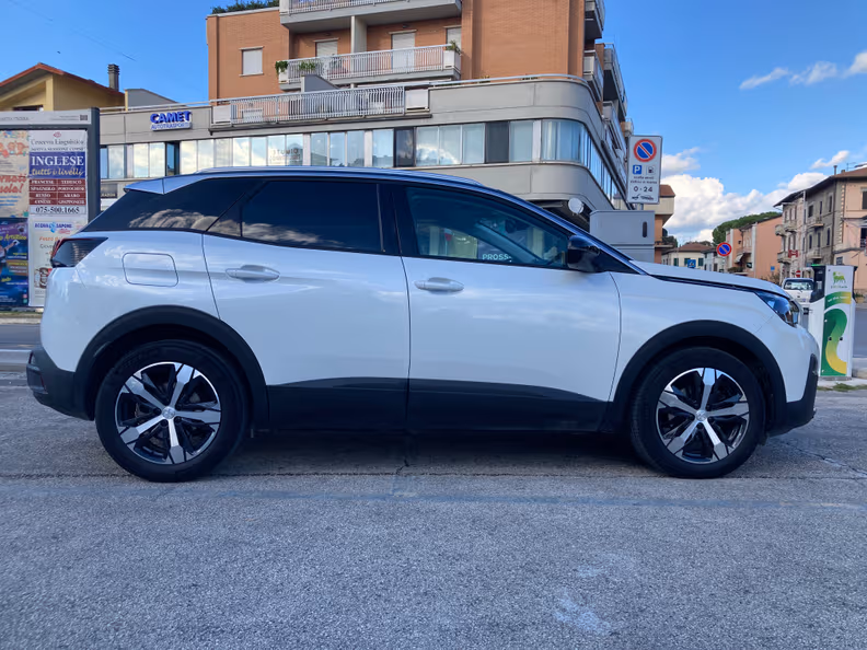 Peugeot 3008 - 26