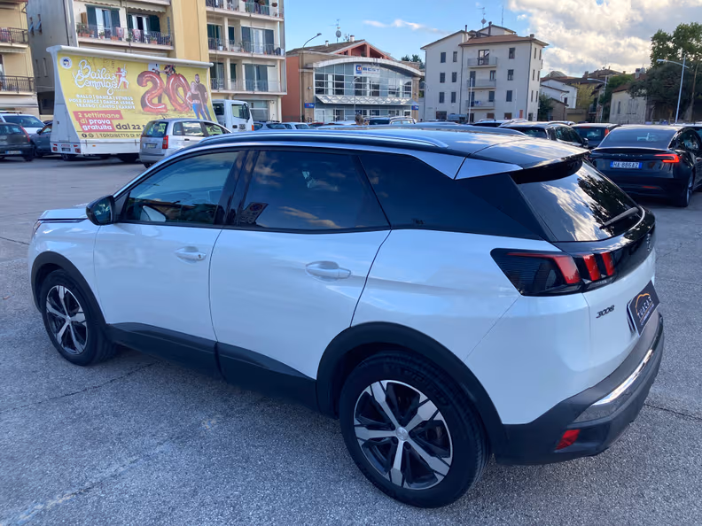 Peugeot 3008 - 14