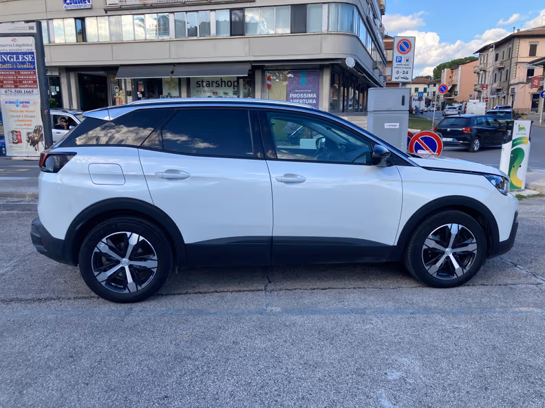 Peugeot 3008 - 24