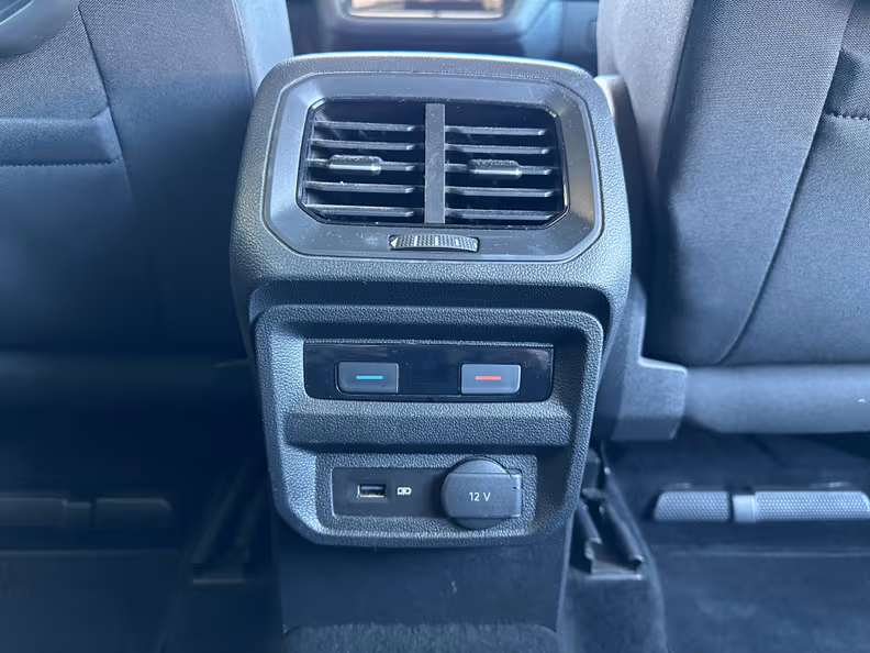 Volkswagen Tiguan - 20