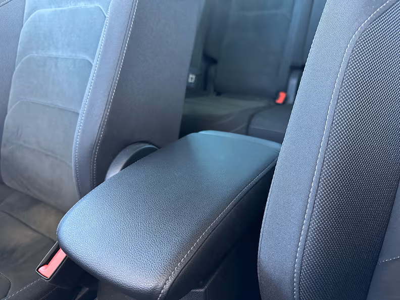 Volkswagen Tiguan - 28